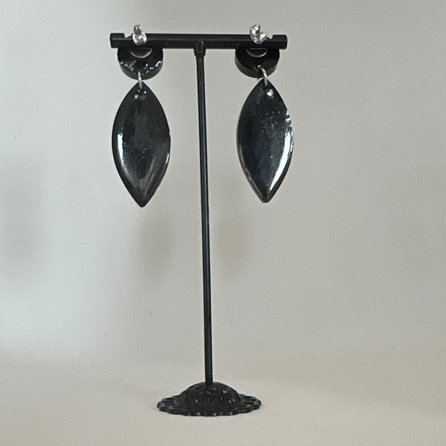 🍬Boucles d’oreilles “Éclipse Noire” – Réf. 678