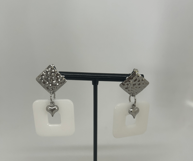 🤍Boucles d’Oreilles Chic & Graphiques –  Réf. 616