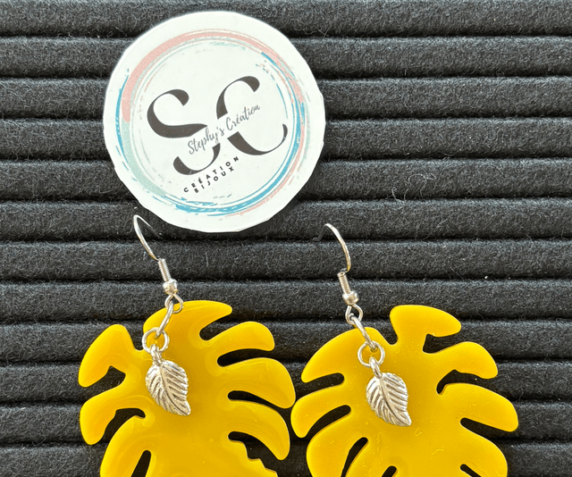 💛Boucles d’oreilles Feuille Monstera – Jaune Soleil 