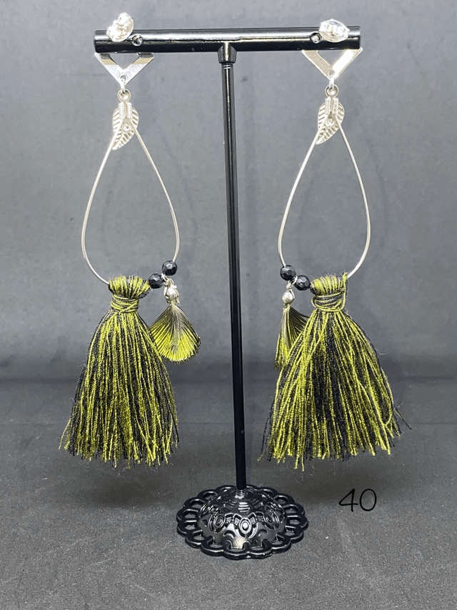 💚 Boucles d'oreilles Pompon ! – Réf. 40 