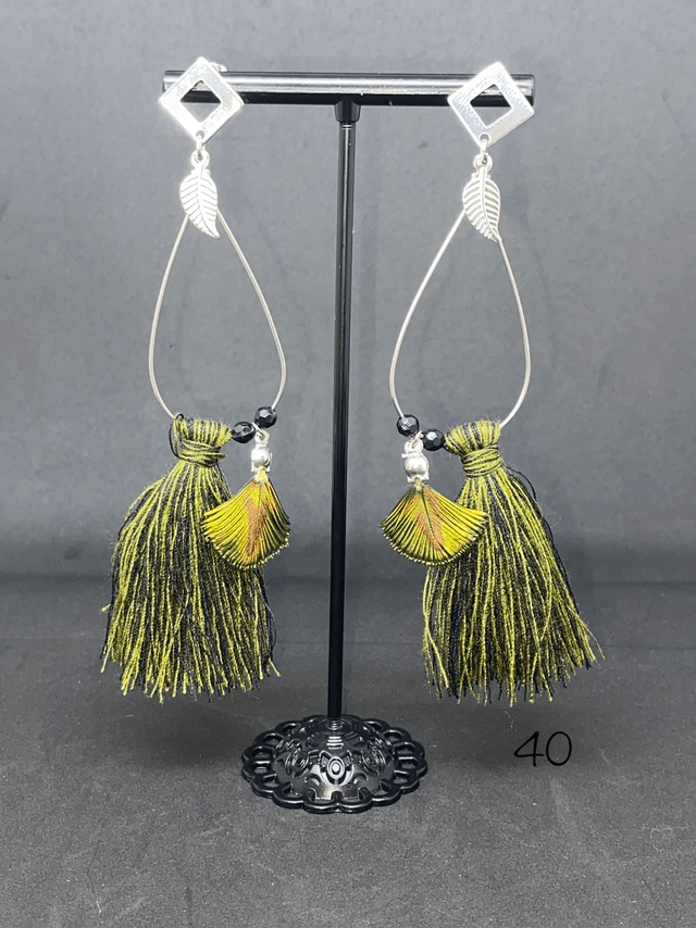💚 Boucles d'oreilles Pompon ! – Réf. 40 