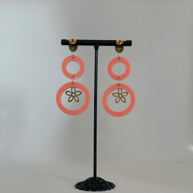 🩷Boucles d’oreilles “Fleur de Résine” – Réf. 673