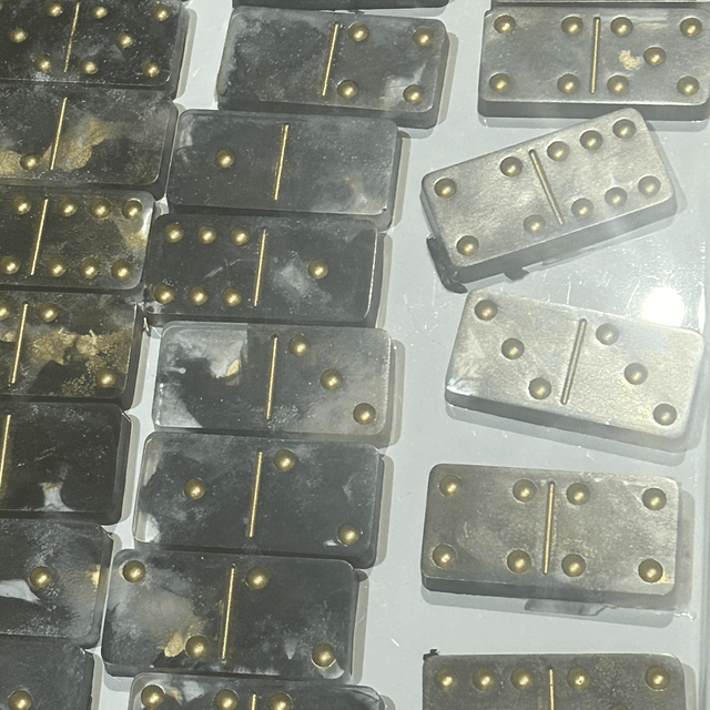 🁢 Set de Dominos en Résine Époxy – Fait Main